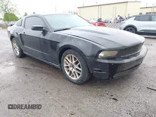 2011 Ford Mustang V6 with VIN 1ZVBP8AM3B5104618, listed as a IAAI auction lot 42337877 with 237,236 mi miles and . Bid and sale history available at DreamBid. Image 1.