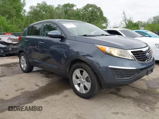 2013 Kia Sportage LX z VIN KNDPBCA26D7428260, wystawiony jako IAAI lot #42131192 z przebiegiem 106 093 mil mil oraz . Historia ofert i sprzedaży dostępna na DreamBid. Obrazek 1.