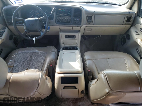2000 Chevrolet Suburban LT with VIN 3GNEC16T0YG143890, listed as a Copart auction lot 72273534 with 242,305 mi miles and Salvage Title. Bid and sale history available at carsss.com. Image 8.