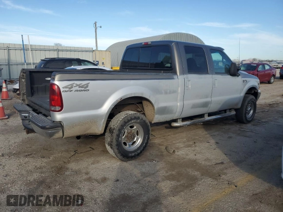 2001 Ford Super Duty F-250 XL with VIN 1FTNW21S11EB85907, listed as a Copart auction lot 82637054 with 159,489 mi miles and Salvage Title. Bid and sale history available at carsss.com. Image 3.