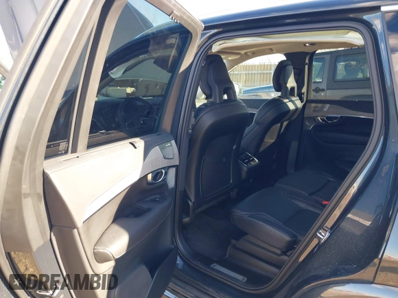 2022 Volvo XC90 Inscription z VIN YV4A22PL3N1812675, wystawiony jako IAAI lot #41695426 z przebiegiem 22 322 mil mil oraz . Historia ofert i sprzedaży dostępna na DreamBid. Obrazek 8.