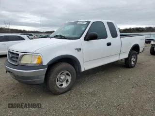 2003 Ford F-150 XL with VIN 2FTRX18W53CA80751, listed as a Copart auction lot 85313664 with 286,105 mi miles and Salvage Title. Bid and sale history available at carsss.com. Image 1.