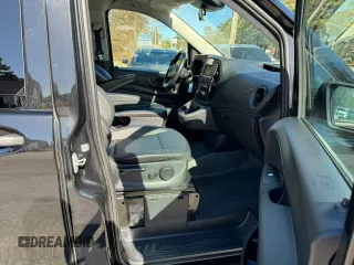 2020 Mercedes-Benz Metris with VIN W1WV0FEY9L3688689, listed as a Copart auction lot 52862564 with 164,030 mi miles and . Bid and sale history available at DreamBid. Image 5.