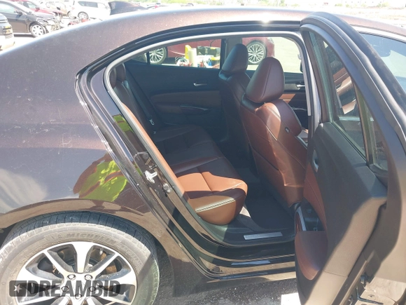 2015 Acura TLX z VIN 19UUB1F31FA018109, wystawiony jako IAAI lot #42045022 z przebiegiem 50 830 mil mil oraz . Historia ofert i sprzedaży dostępna na DreamBid. Obrazek 8.