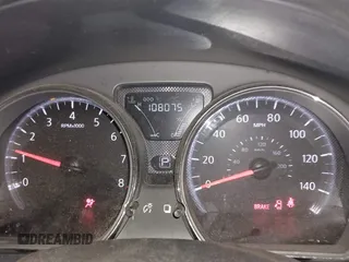 2017 Nissan Versa SV z VIN 3N1CN7AP6HK451461, wystawiony jako IAAI lot #41353549 z przebiegiem 108 075 mil mil oraz . Historia ofert i sprzedaży dostępna na DreamBid. Obrazek 7.