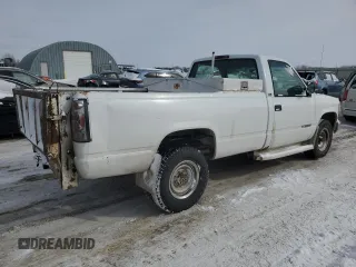 1994 GMC Sierra 3500 z VIN 1GTGC34K0RE552892, wystawiony jako Copart lot #45672255 z przebiegiem 379 943 mil mil oraz Szkoda całkowita • Salvage title. Historia ofert i sprzedaży dostępna na DreamBid. Obrazek 3.