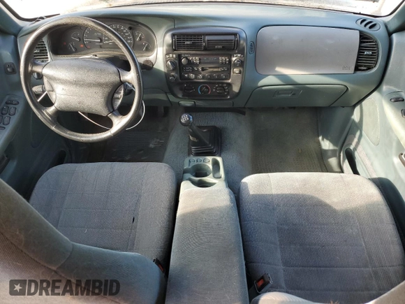1996 Ford Explorer XL с VIN 1FMDU34X9TZA13792, выставлен на аукционе Copart как лот 58668525 с пробегом 123 231 миль миль и Списание • Salvage title. История ставок и продаж доступна на DreamBid. Изображение 8.