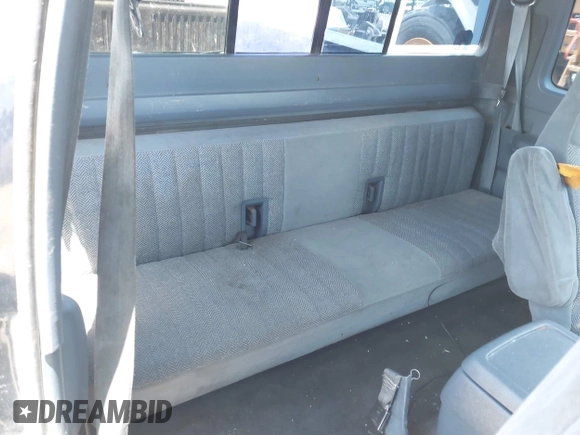 1993 Ford F-150 with VIN 1FTEX15Y2PKB24081, listed as a IAAI auction lot 42664318 with 396,178 mi miles and . Bid and sale history available at DreamBid. Image 8.