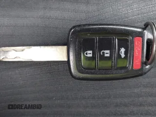 2014 Honda Accord LX z VIN 1HGCR2F34EA091034, wystawiony jako IAAI lot #42110625 z przebiegiem 200 519 mil mil oraz . Historia ofert i sprzedaży dostępna na DreamBid. Obrazek 11.
