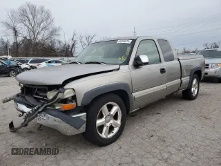 2000 Chevrolet Silverado 1500 LS with VIN 2GCEC19V4Y1199278, listed as a Copart auction lot 86359814 with 0 mi miles and Salvage Title. Bid and sale history available at carsss.com. Image 1.