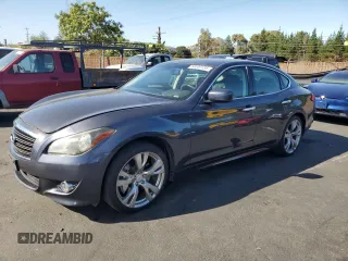 2011 Infiniti M with VIN JN1BY1AP3BM325629, listed as a Copart auction lot 58600135 with 132,635 mi miles and Salvage title. Bid and sale history available at DreamBid. Image 1.