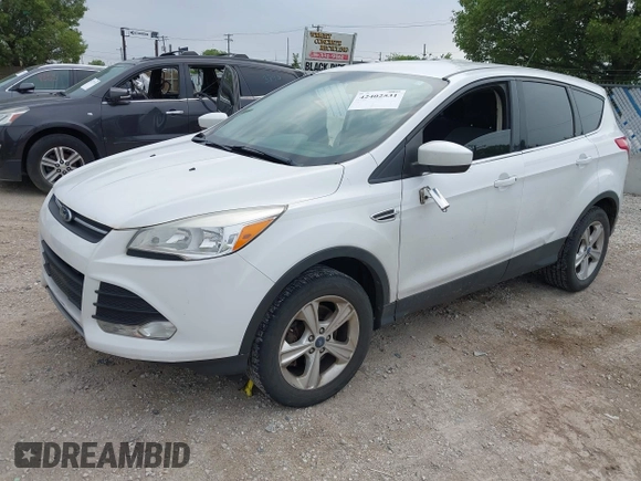 2013 Ford Escape SE z VIN 1FMCU9G9XDUD95244, wystawiony jako IAAI lot #42402531 z przebiegiem 164 844 mil mil oraz . Historia ofert i sprzedaży dostępna na DreamBid. Obrazek 2.