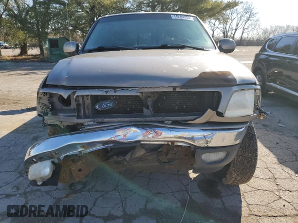 2001 Ford F-150 XL with VIN 1FTRX18L11NA45878, listed as a Copart auction lot 44269355 with 0 mi miles and Salvage Title. Bid and sale history available at carsss.com. Image 5.