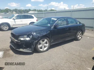2013 Volkswagen Passat SE с VIN 1VWBP7A32DC046856, выставлен на аукционе Copart как лот 58765205 с пробегом 237 389 миль миль и Списание • Salvage title. История ставок и продаж доступна на DreamBid. Изображение 1.