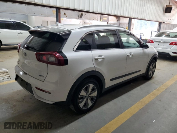 2019 Kia Niro EX with VIN KNDCC3LC1K5264894, listed as a Copart auction lot 62997914 with 127,037 mi miles and Salvage Title. Bid and sale history available at DreamBid. Image 3.