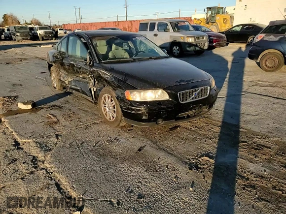 2005 Volvo S60 with VIN YV1RS612X52435120, listed as a Copart auction lot 87970165 with 254,328 mi miles and Salvage title. Bid and sale history available at DreamBid. Image 11.