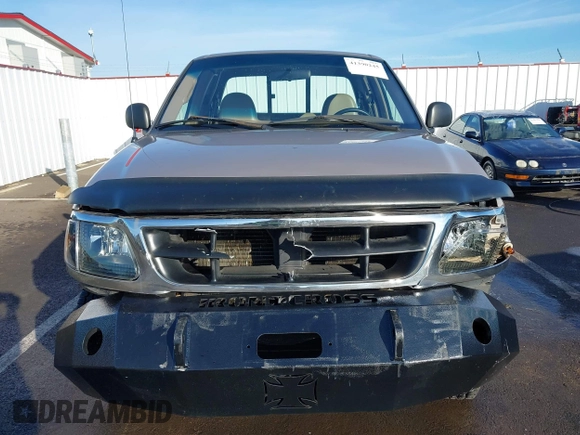 1997 Ford F-150 XL with VIN 1FTDX18W7VKB72498, listed as a IAAI auction lot 41390245 with 55,945 mi miles. Bid and sale history available at carsss.com. Image 13.
