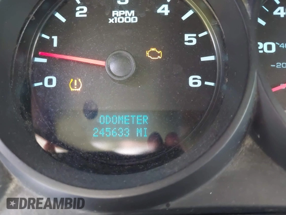 2008 Chevrolet Silverado 1500 Work Truck with VIN 2GCEC13C281152550, listed as a IAAI auction lot 42041387 with 245,633 mi miles and . Bid and sale history available at DreamBid. Image 15.