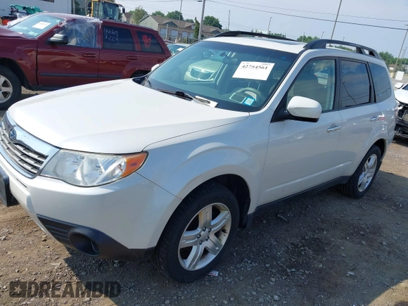 2009 Subaru Forester X with VIN JF2SH63639H791581, listed as a IAAI auction lot 42754561 with 99,938 mi miles and . Bid and sale history available at DreamBid. Image 2.