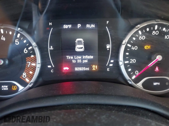 2020 Jeep Renegade Latitude with VIN ZACNJBBB8LPL33152, listed as a IAAI auction lot 41464373 with 92,925 mi miles and . Bid and sale history available at DreamBid. Image 7.