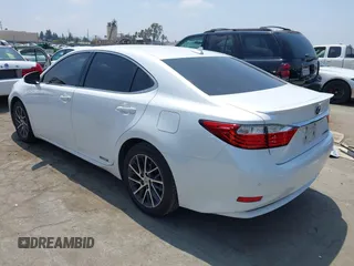 2013 Lexus ES 300h with VIN JTHBW1GGXD2036500, listed as a IAAI auction lot 42153501 with 249,961 mi miles and . Bid and sale history available at DreamBid. Image 3.