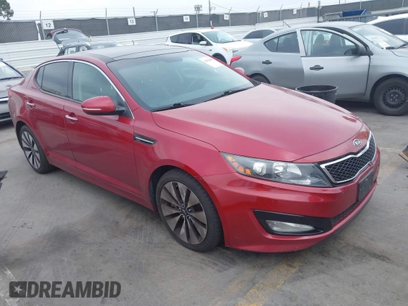 2012 Kia Optima SX z VIN 5XXGR4A64CG019121, wystawiony jako IAAI lot #42426482 z przebiegiem 137 496 mil mil oraz . Historia ofert i sprzedaży dostępna na DreamBid. Obrazek 1.