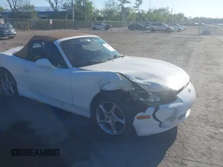 2003 Mazda MX-5 Miata Cloth with VIN JM1NB353730312566, listed as a IAAI auction lot 41782864 with Not Provided miles and . Bid and sale history available at DreamBid. Image 1.