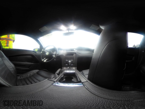 2014 Ford Mustang V6 с VIN 1ZVBP8AM7E5287185, выставлен на аукционе IAAI как лот 42187534 с пробегом 165 355 миль миль и . История ставок и продаж доступна на DreamBid. Изображение 18.