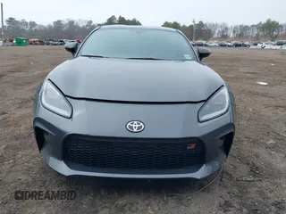 2024 Toyota GR86 Premium with VIN JF1ZNBE18R8756993, listed as a IAAI auction lot 41796836 with 3,947 mi miles. Bid and sale history available at carsss.com. Image 12.