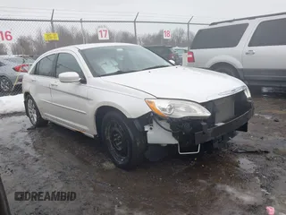 2011 Chrysler 200 LX with VIN 1C3BC4FB6BN521329, listed as a IAAI auction lot 41707846 with 117,429 mi miles. Bid and sale history available at carsss.com. Image 1.