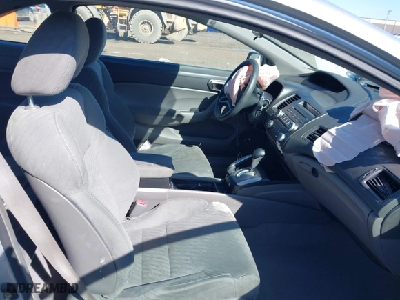 2010 Honda Civic Cpe LX with VIN 2HGFG1B69AH516479, listed as a IAAI auction lot 41757904 with 175,185 mi miles. Bid and sale history available at carsss.com. Image 5.