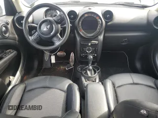 2016 MINI Countryman S with VIN WMWZC5C51GWU19983, listed as a Copart auction lot 51119195 with 117,881 mi miles and Clean Title. Bid and sale history available at DreamBid. Image 8.