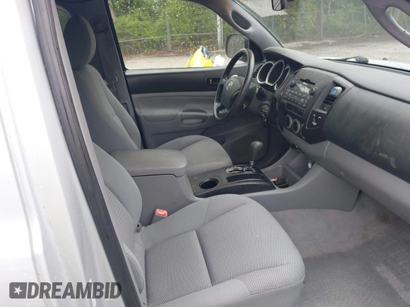 2009 Toyota Tacoma z VIN 5TETX22N29Z623288, wystawiony jako IAAI lot #42112149 z przebiegiem 68 764 mil mil oraz . Historia ofert i sprzedaży dostępna na DreamBid. Obrazek 5.