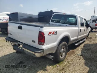 2006 Ford F-350 XL z VIN 1FTWW31P56EC54921, wystawiony jako Copart lot #60072945 z przebiegiem 297 681 mil mil oraz Szkoda całkowita • Salvage title. Historia ofert i sprzedaży dostępna na DreamBid. Obrazek 3.
