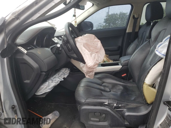2013 Land Rover Range Rover Evoque Pure Plus z VIN SALVP2BG1DH845186, wystawiony jako Copart lot #57889835 z przebiegiem Nie podano mil oraz Szkoda całkowita • Salvage title. Historia ofert i sprzedaży dostępna na DreamBid. Obrazek 7.