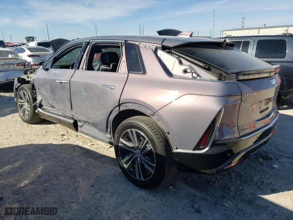 2024 Cadillac LYRIQ Luxury with VIN 1GYKPRRK3RZ118608, listed as a Copart auction lot 87950865 with 25,088 mi miles and Salvage Title. Bid and sale history available at carsss.com. Image 2.