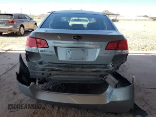 2010 Subaru Legacy Premium All-Weather Anniversary z VIN 4S3BMBG63A3241621, wystawiony jako Copart lot #56674015 z przebiegiem 146 312 mil mil oraz Szkoda całkowita • Salvage title. Historia ofert i sprzedaży dostępna na DreamBid. Obrazek 6.
