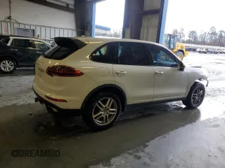 2018 Porsche Cayenne z VIN WP1AA2A24JKA01511, wystawiony jako Copart lot #47814185 z przebiegiem 58 151 mil mil oraz Szkoda całkowita • Salvage title. Historia ofert i sprzedaży dostępna na DreamBid. Obrazek 3.