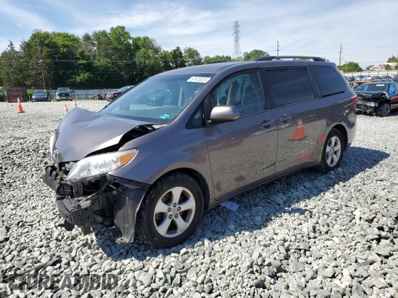 2015 Toyota Sienna LE AAS с VIN 5TDKK3DC3FS637513, выставлен на аукционе Copart как лот 57473035 с пробегом 133 997 миль миль и Списание • Salvage title. История ставок и продаж доступна на DreamBid. Изображение 1.