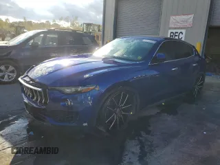 2017 Maserati Levante with VIN ZN661XUA0HX225989, listed as a Copart auction lot 42369333 with 47,511 mi miles and Salvage Title. Bid and sale history available at carsss.com. Image 1.