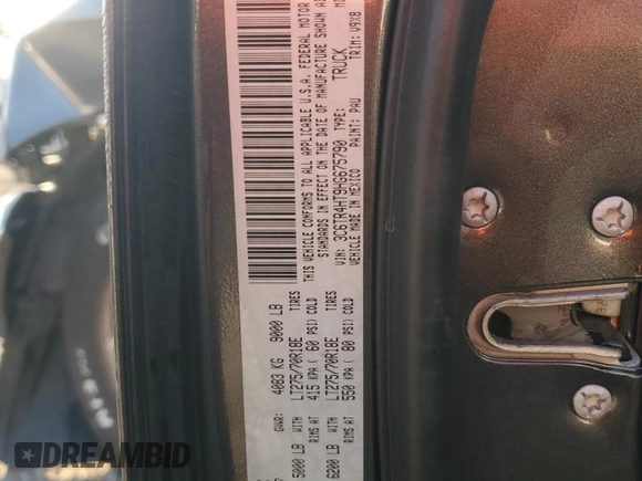 2017 Ram 2500 Tradesman with VIN 3C6TR4HT9HG675790, listed as a Copart auction lot 86026024 with Not provided miles and Salvage title. Bid and sale history available at DreamBid. Image 12.