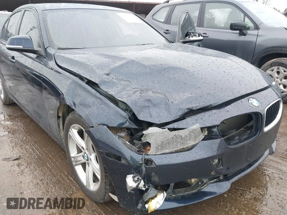2015 BMW 3 Series 320i xDrive with VIN WBA3C3C57FP664631, listed as a IAAI auction lot 41117730 with 102,555 mi miles and . Bid and sale history available at DreamBid. Image 6.