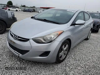 2013 Hyundai Elantra GLS z VIN 5NPDH4AE7DH352657, wystawiony jako Copart lot #57814215 z przebiegiem 115 566 mil mil oraz Szkoda całkowita • Salvage title. Historia ofert i sprzedaży dostępna na DreamBid. Obrazek 1.
