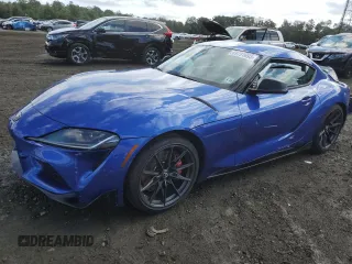 2023 Toyota Supra 3.0 z VIN WZ1DB0G02PW059707, wystawiony jako Copart lot #69791693 z przebiegiem 7559 mil mil oraz . Historia ofert i sprzedaży dostępna na DreamBid. Obrazek 1.
