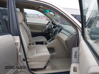 2006 Toyota Highlander z VIN JTEGP21A460115251, wystawiony jako IAAI lot #41704239 z przebiegiem 207 327 mil mil oraz . Historia ofert i sprzedaży dostępna na DreamBid. Obrazek 5.