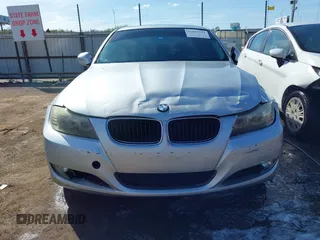 2010 BMW 3 Series 328i with VIN WBAPH7G58ANM48263, listed as a IAAI auction lot 41895524 with 99,771 mi miles and . Bid and sale history available at carsss.com. Image 12.