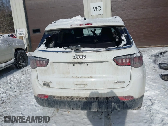 2022 Jeep Compass Altitude with VIN 3C4NJDBB0NT133506, listed as a IAAI auction lot 41540936 with 78,277 mi miles and . Bid and sale history available at carsss.com. Image 16.