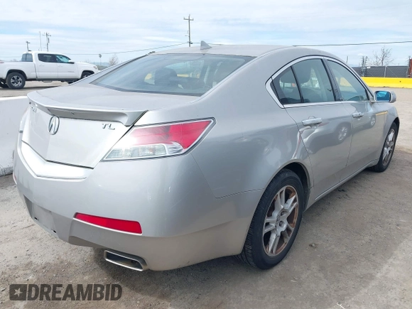 2009 Acura TL Tech with VIN 19UUA86529A012577, listed as a IAAI auction lot 41852402 with 152,416 mi miles. Bid and sale history available at carsss.com. Image 4.