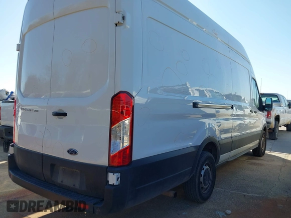 2023 Ford Transit Cargo z VIN 1FTBR3X8XPKA69739, wystawiony jako IAAI lot #41824302 z przebiegiem 67 703 mil mil oraz . Historia ofert i sprzedaży dostępna na DreamBid. Obrazek 4.