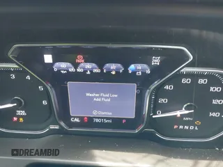 2019 GMC Sierra 1500 Denali z VIN 1GTU9FEL8KZ180128, wystawiony jako IAAI lot #42028488 z przebiegiem 78 015 mil mil oraz . Historia ofert i sprzedaży dostępna na DreamBid. Obrazek 7.